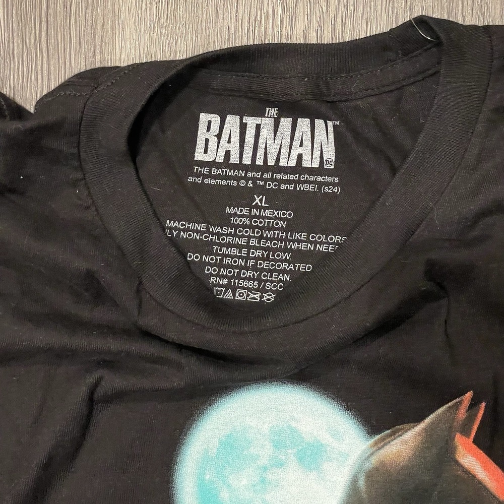 Batman Gotham City‎ T Shirt Men's XL Black DC Comics Hero Batman Movie NEW - Picture 3 of 6